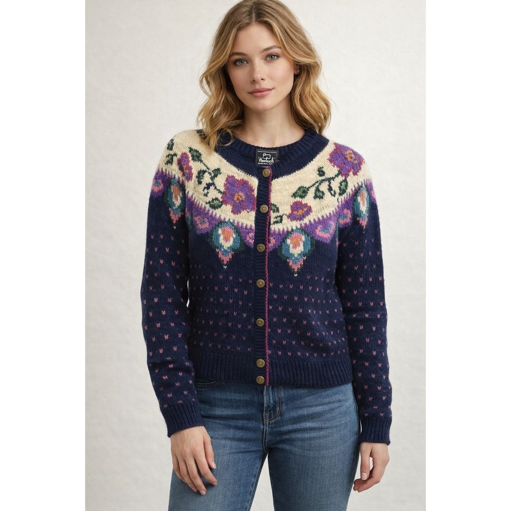 Vintage Woolrich Women's Small Wool 1990's‎ Cardigan Sweater Cottagecore